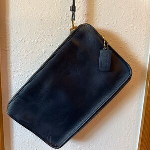 Coach vintage NYC navy clutch basic bag crossbody